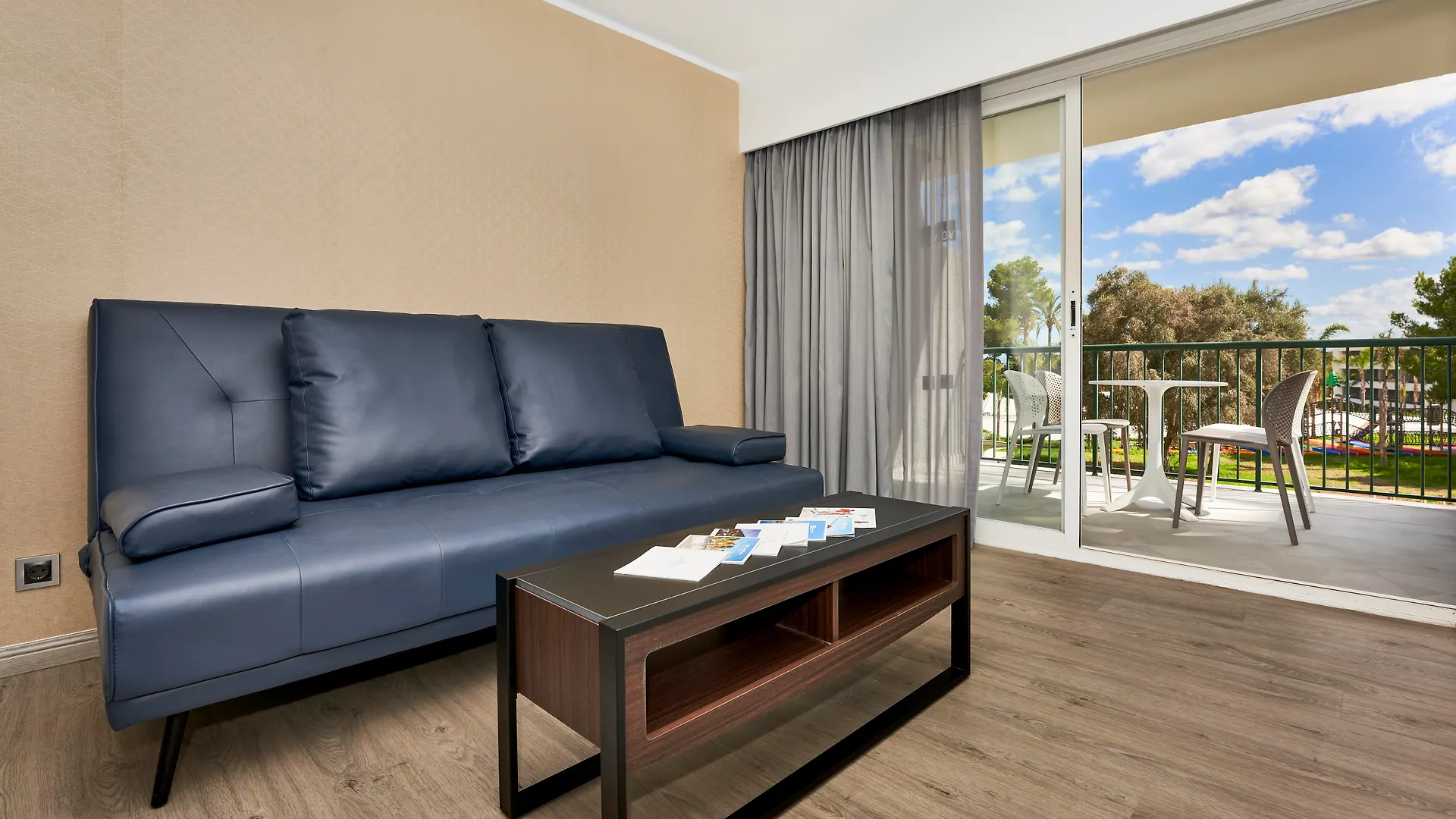 Bellevue Club Aparthotel Port de Alcudia  3*, Port de Alcudia (Mallorca) Spain
