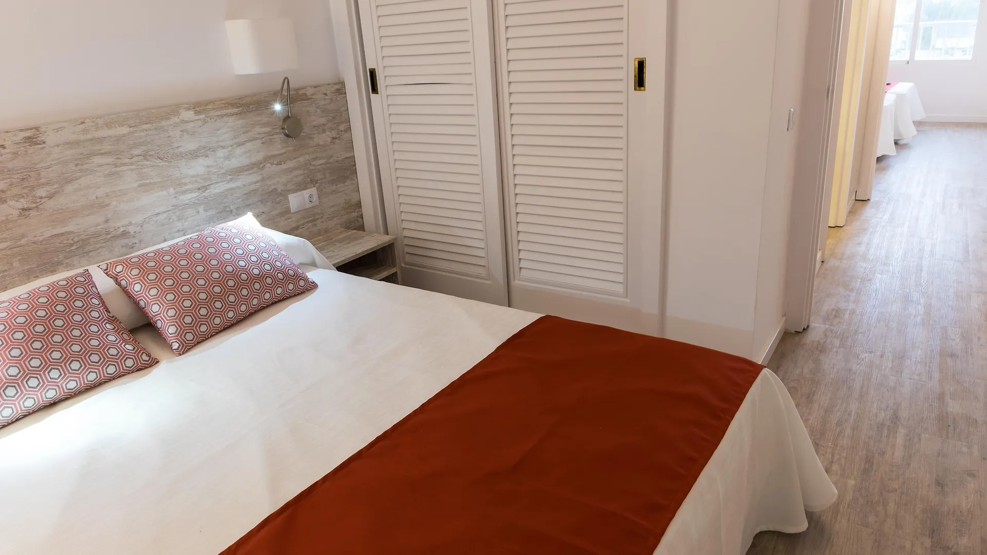 ***  Bellevue Club Aparthotel Port de Alcudia  Spain