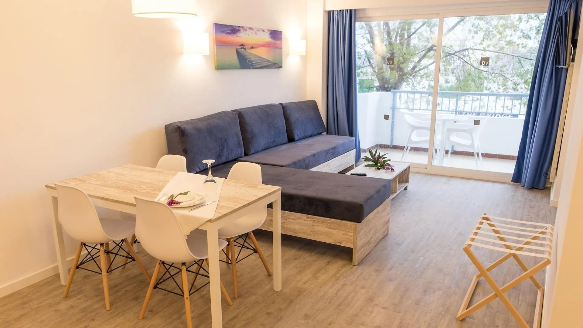 Bellevue Club Lejlighedshotel Port de Alcudia  3*, Port de Alcudia (Mallorca)