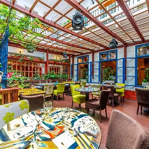 Otel Salvator ***